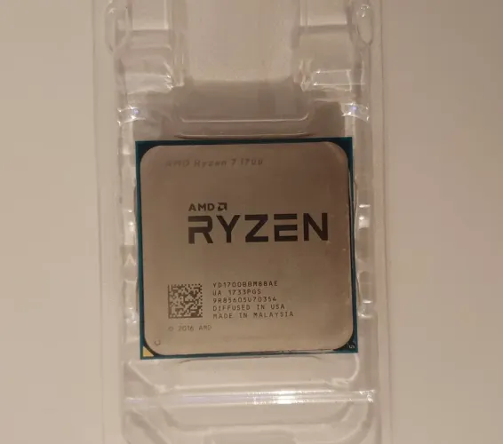 Vendo processador Ryzen 7 1700 pro