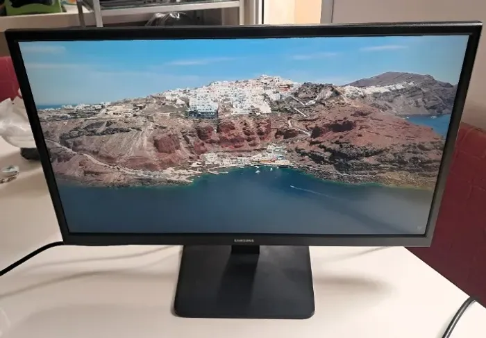 Monitor Samsung S22a33anhl 22 Polegadas Fhd