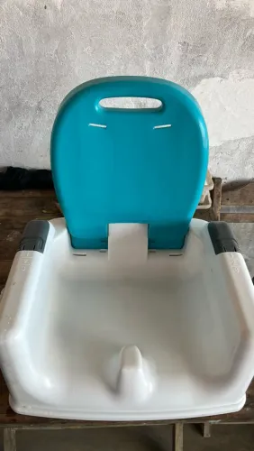 Cadeirinha de alimentação 