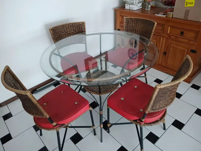 Mesa ferro jardim e sala