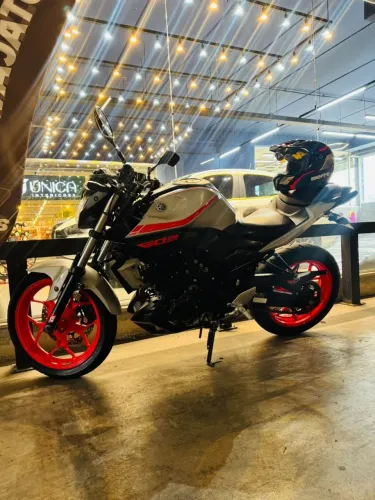 Vende- se MT03