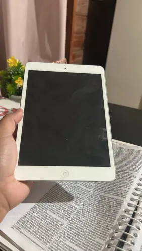 iPad Mini 1ª Geração Apple Prata - Modelo A1432 (Wi-Fi)