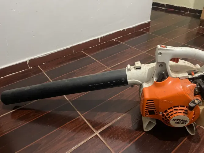 Vendo soprador de folhas STIHL
