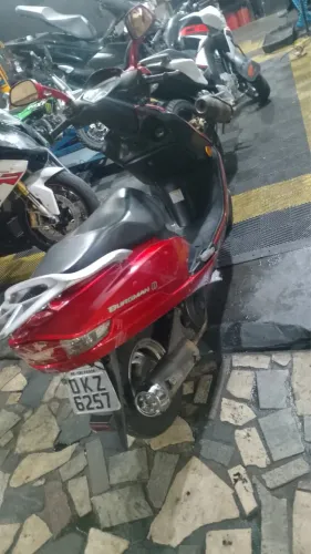 Burgman 125 único dono *23 