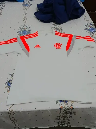 Camisa Flamengo de concentração tamanho P