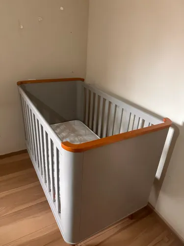 Berço modelo americano