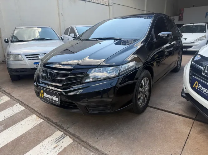 Honda City Sedan LX 1.5 Flex 16V 4P Aut. 2013