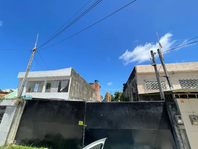 Terreno em Olinda próximo ao Mix Mateus da Av presidente Kennedy *