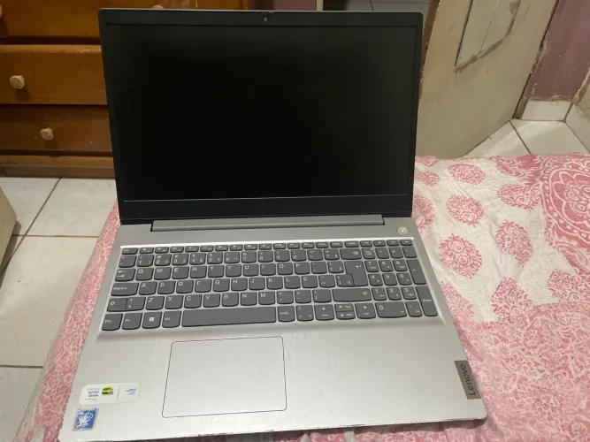 Vende-se notebook 