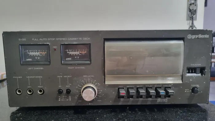 Tape deck Gradiente S95 (para peças)