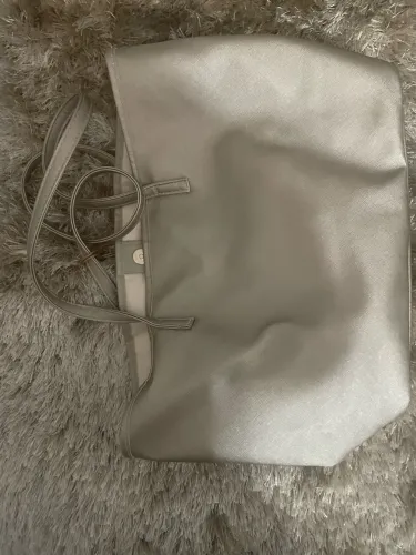 Bolsa premium dourada eudora 