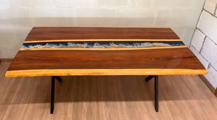 Mesa resinada tipo praia