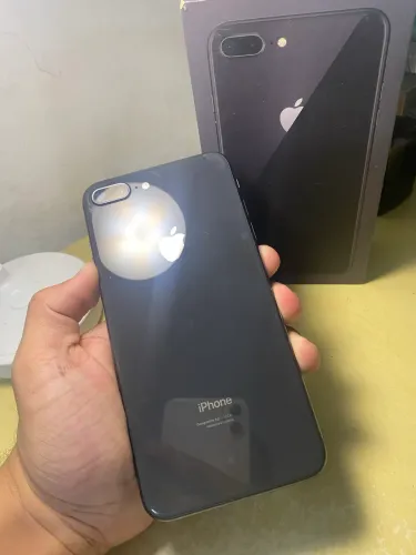 iPhone 8 Plus ( Todo original ) 64gb