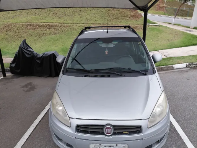 Fiat Idea Essence Dualogic 1.6 Flex 16V 5P 2013