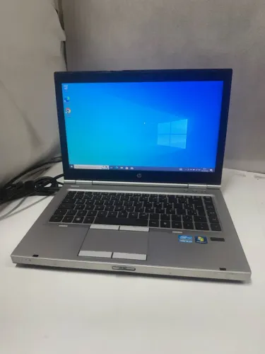 Notebook HP, i5, 8gb de memória ram, HD SSD de 120gb, bateria ruim