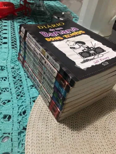 Livros Diário De um Banana