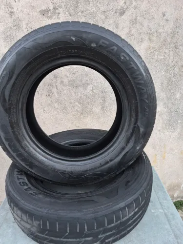 2 Pneus 175/70 R14 fastway