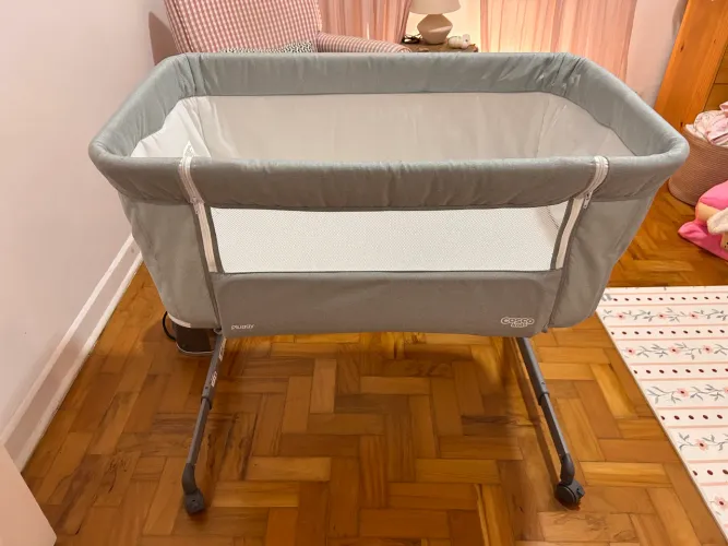 Berço acoplado pouco usado