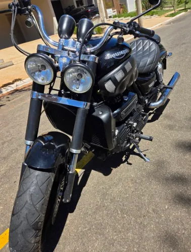 Triumph Rocket ||| 2300cc - 2005