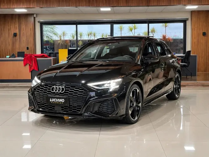 Audi A3 Sportb. Perf. Black 2.0 TFSI S-tronic 2024