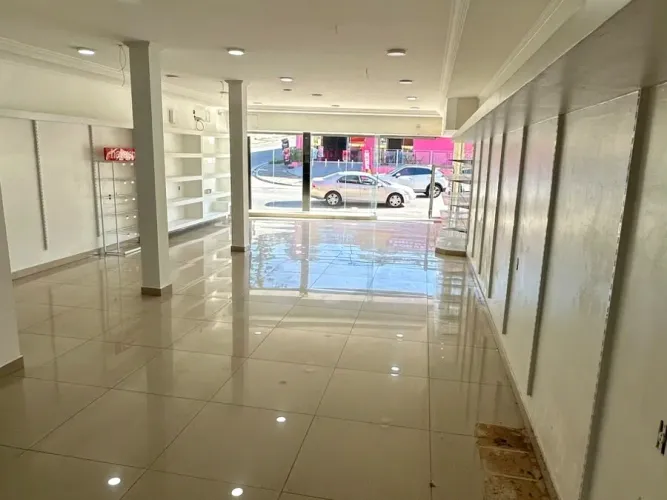 Prédio Comercial Moderno para Locação em Votorantim