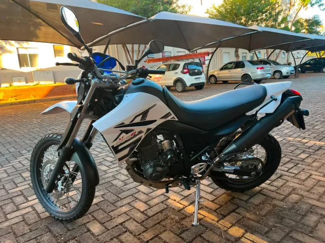 Yamaha XT 660R 2015/2016 - 63 Mil Km - Muito Conservada - IPVA 2026 Pago