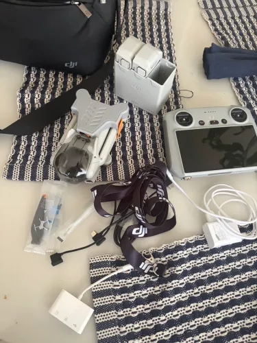 DJI Mini 3 FlyMoore Tela + Controle Reserva