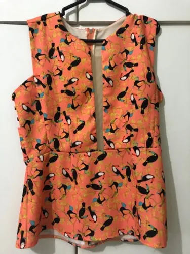Blusa transparência tucano