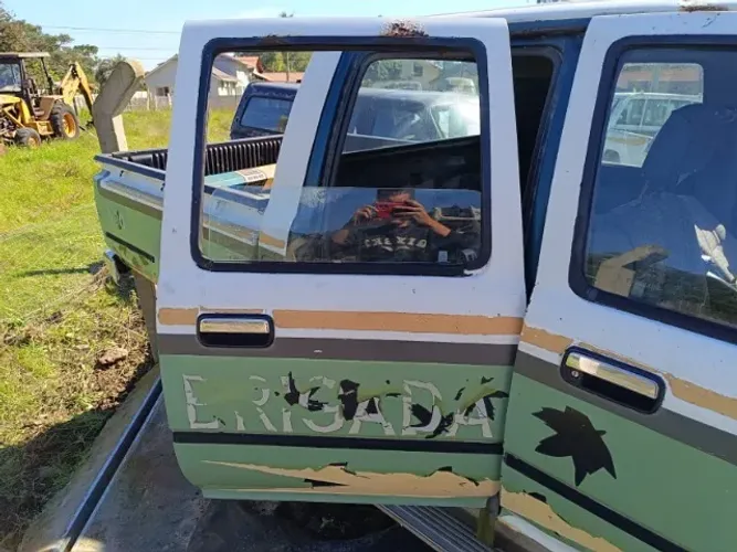 Porta Traseira Toyota Hilux SR5 1996 ate 2004 Lado Direito