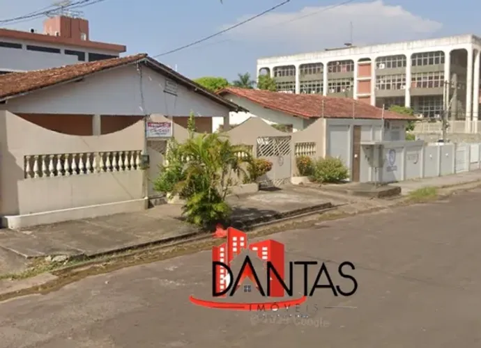 Casa no Centro de Macapá próximo do Fórum