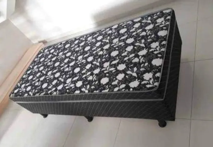Cama box solteirão de fábrica