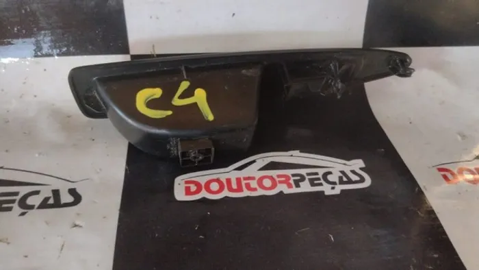 Moldura Vidro Elétrico Tras Esq C4 Pallas