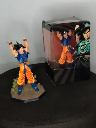 Action figure Goku Genki Dama