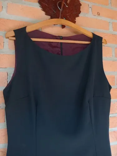 vestido alfaiataria tubinho preto pyong an