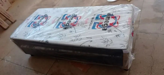 CAMA BOX SOLTEIRO ESPUMA SELADA GROSSA NOVA