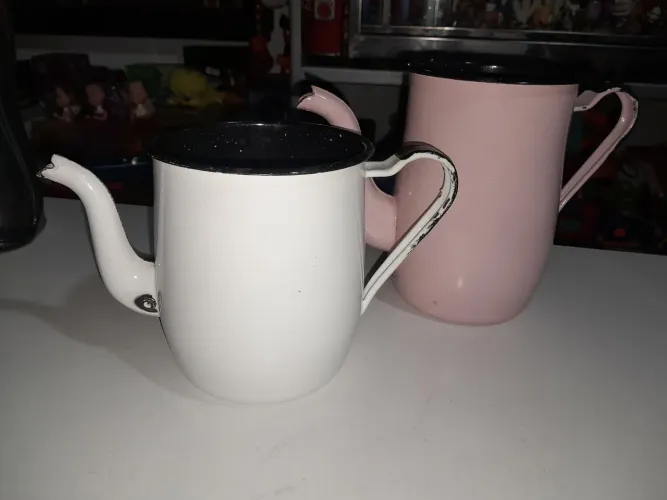 Dois bules Ágata