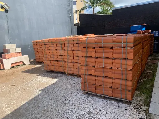 Telha portuguesa natural 1º linha de barro RS 1.200,00 o milheiro