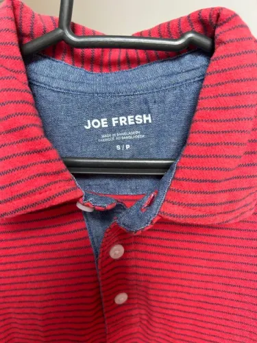 Camiseta Joe Fresh Vermelha e Azul S/P