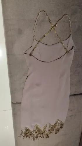 Lindo vestido marrom com franja bordada