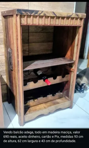 Balcão adega madeira maciça 