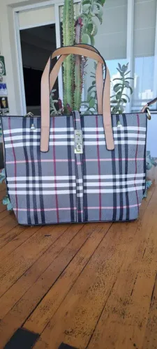 Bolsa de Ombro estampa Burberry