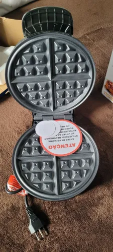 Máquina de Waflle Britânia