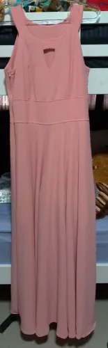 Vestido Rosa Elegante - Perfeito para Ocasiões Especiais