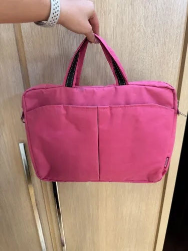 Bolsa de Mão Rosa - Prática e Elegante