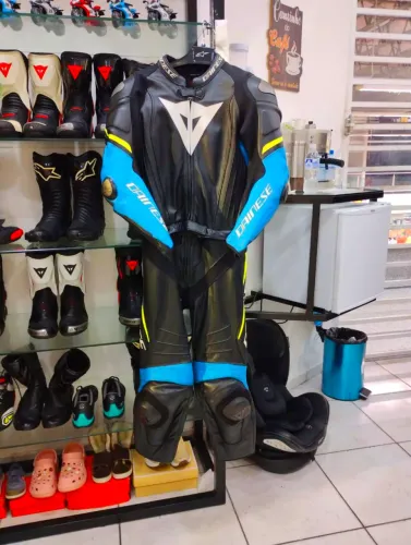 Macacão Dainese 50 Eur duas peças Laguna seca 4 impecável