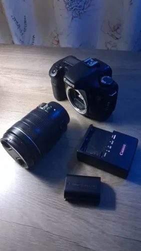 Câmera 7d e lente 18-135 com estabilização