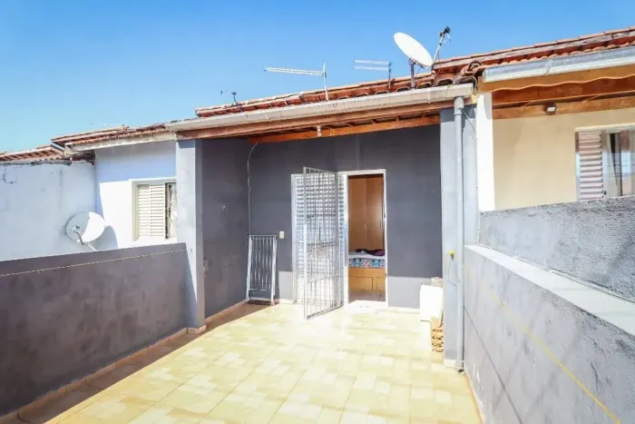 CASA A VENDA PRÓXIMO AO HOSPITAL CAMPO LIMPO