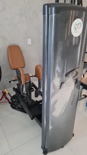 Adutora e Abdutora VR1 marca CYBEX - Goiânia  - Goiás