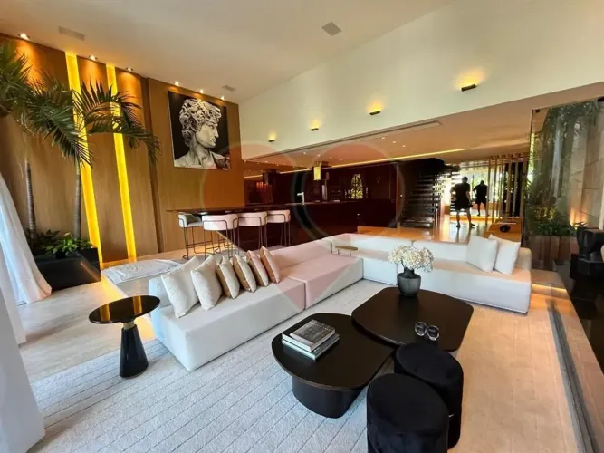 Linda cobertura duplex na Barra da Tijuca