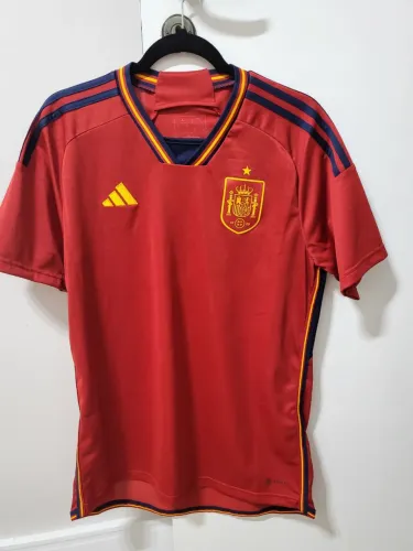 Camiseta Espanha 2022 - tamanho G 
